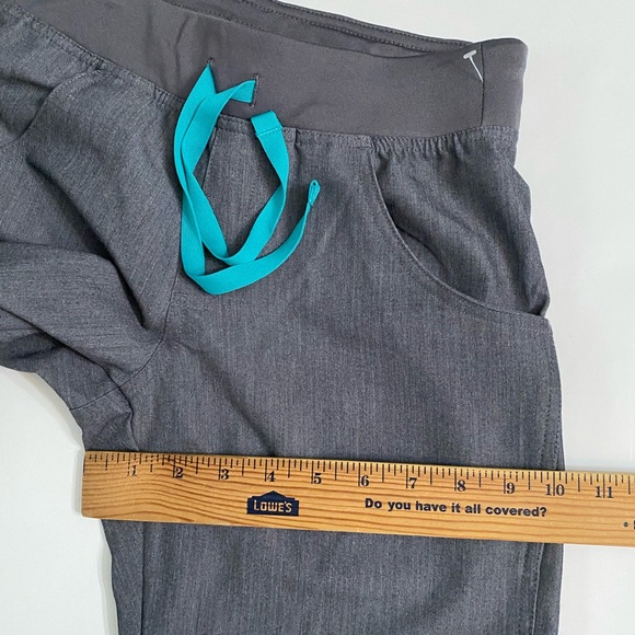 Figs Technical Collection Kade Gray Womens Scrubs Pants women Size XXS Petite - Picture 5 of 14